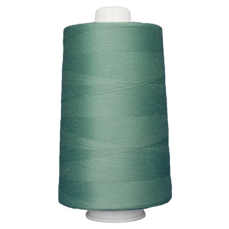 Omni Polyester Thread 40wt 6000yd Beach Grass # 13402-3071
