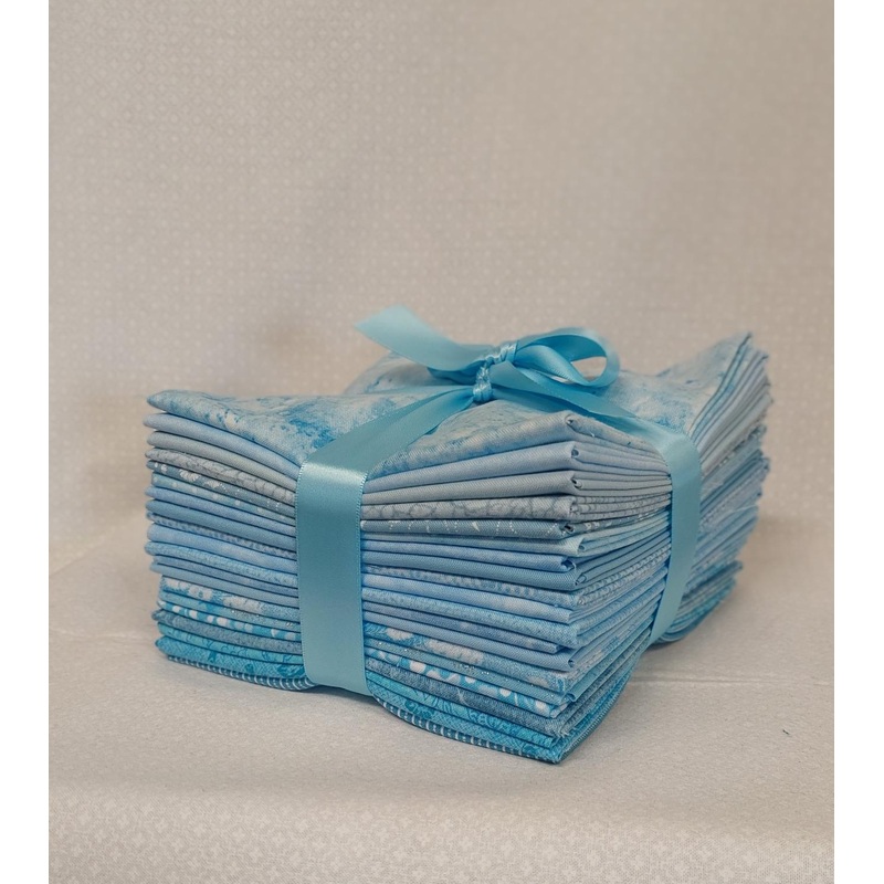 Light Blue Fat Quarter Bundle - 20 Fat Quarters - Precut