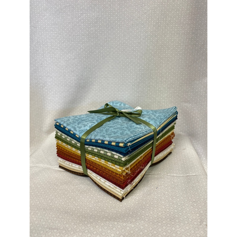 Benartex Fat Quarter Bundle - 21 Fat Quarters - Precut