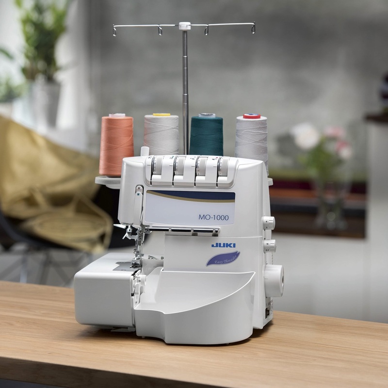 JUKI MO-1000 overlocker